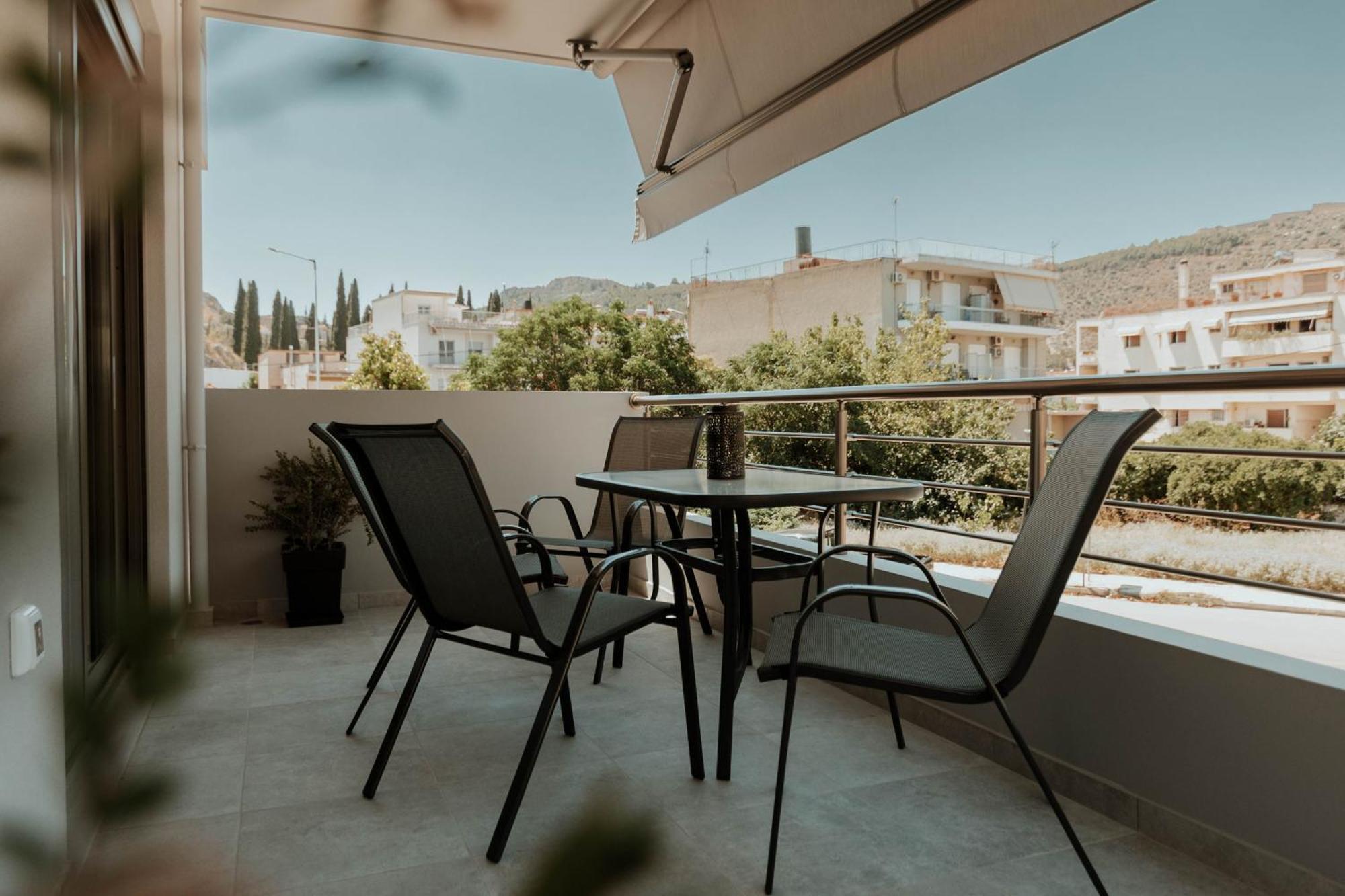 Dantis Place Alpha2 Nafplion Exteriör bild